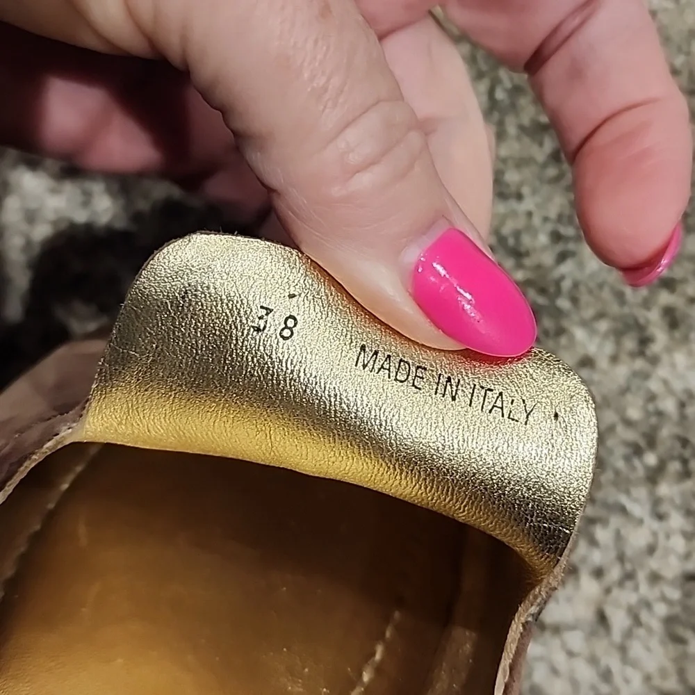 Shoe - Picture 5 of 5